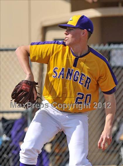 Thumbnail 3 in Anna vs Sanger (Gunter/Prosper Classic) photogallery.