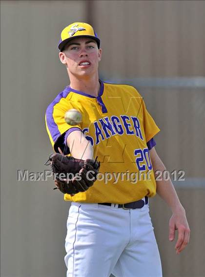 Thumbnail 2 in Anna vs Sanger (Gunter/Prosper Classic) photogallery.
