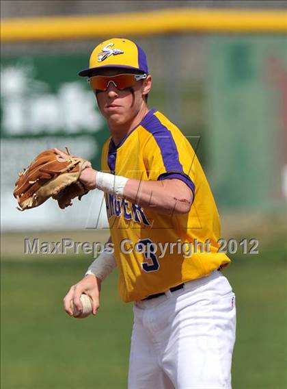 Thumbnail 2 in Anna vs Sanger (Gunter/Prosper Classic) photogallery.