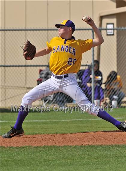Thumbnail 1 in Anna vs Sanger (Gunter/Prosper Classic) photogallery.