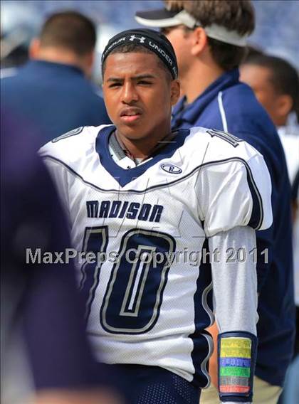 Thumbnail 3 in Valley Center vs. Madison (CIF SDS D4 Final) photogallery.