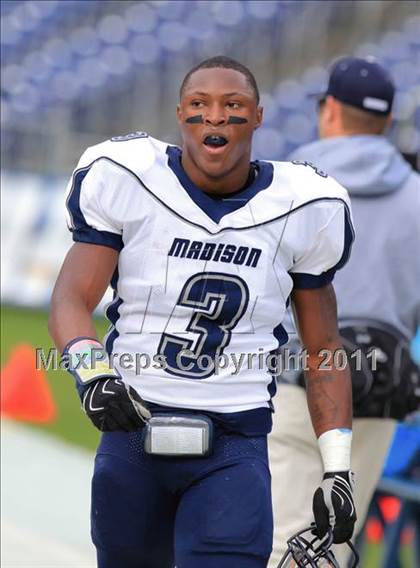 Thumbnail 2 in Valley Center vs. Madison (CIF SDS D4 Final) photogallery.