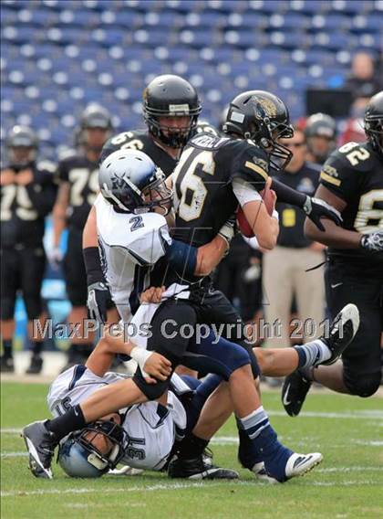 Thumbnail 3 in Valley Center vs. Madison (CIF SDS D4 Final) photogallery.