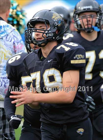 Thumbnail 1 in Valley Center vs. Madison (CIF SDS D4 Final) photogallery.