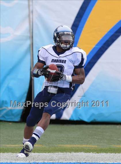 Thumbnail 2 in Valley Center vs. Madison (CIF SDS D4 Final) photogallery.