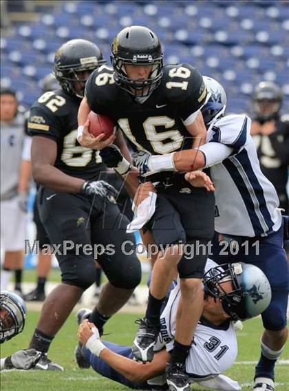 Thumbnail 2 in Valley Center vs. Madison (CIF SDS D4 Final) photogallery.