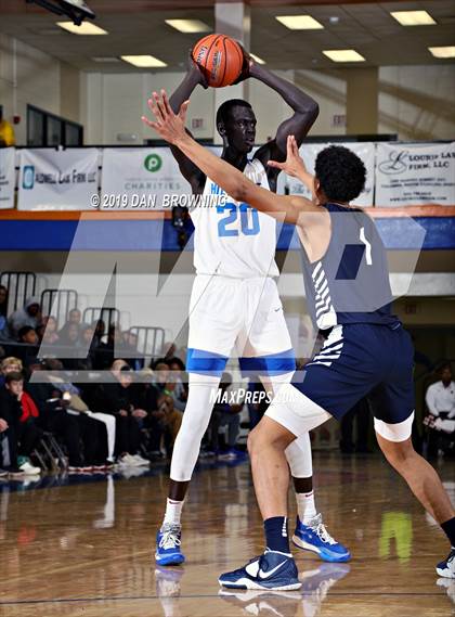 Thumbnail 3 in La Lumiere vs. Hillcrest Prep (Chick-fil-a Classic National Division Championship) photogallery.