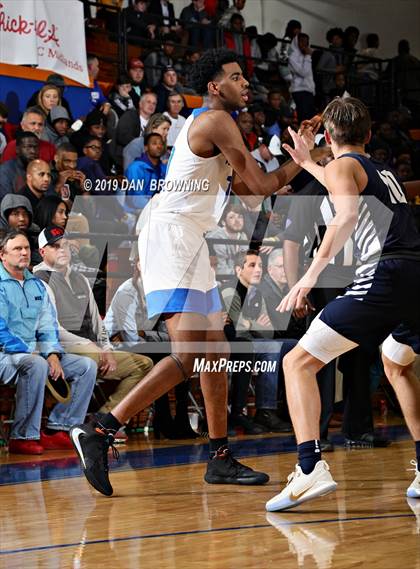 Thumbnail 2 in La Lumiere vs. Hillcrest Prep (Chick-fil-a Classic National Division Championship) photogallery.