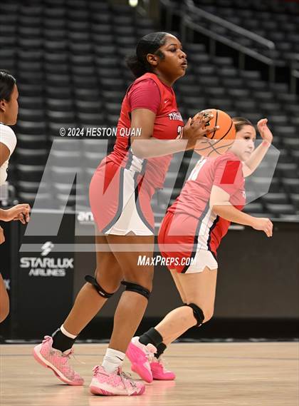 Thumbnail 2 in Marshall vs. San Gabriel Academy photogallery.