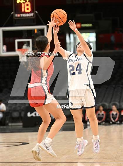 Thumbnail 2 in Marshall vs. San Gabriel Academy photogallery.