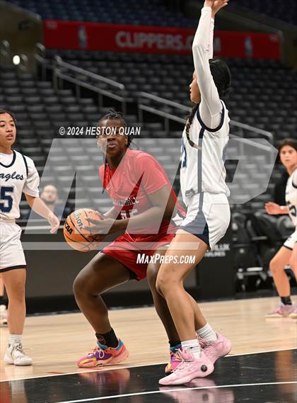 Thumbnail 2 in Marshall vs. San Gabriel Academy photogallery.
