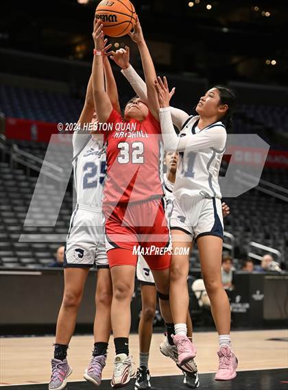 Thumbnail 2 in Marshall vs. San Gabriel Academy photogallery.