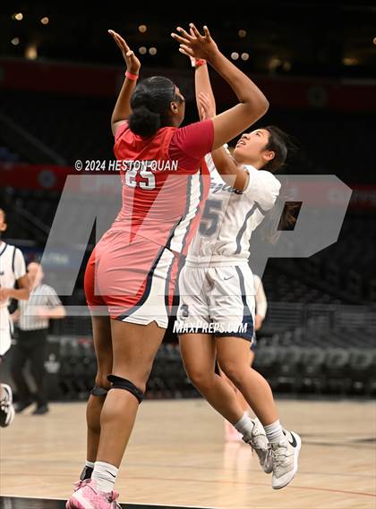 Thumbnail 3 in Marshall vs. San Gabriel Academy photogallery.
