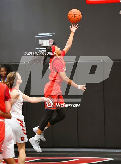 Thumbnail 3 in Mater Dei @ Redondo Union (Nike Tournament of Champions) photogallery.