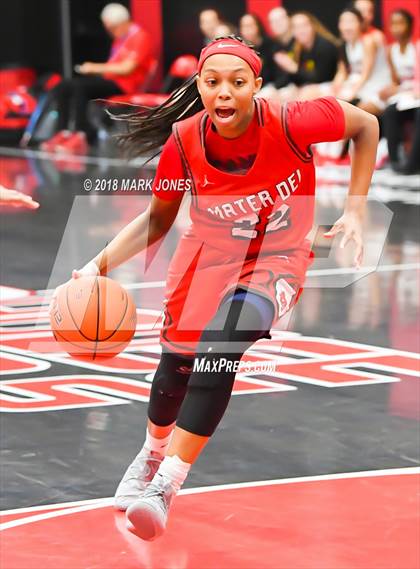 Thumbnail 1 in Mater Dei @ Redondo Union (Nike Tournament of Champions) photogallery.