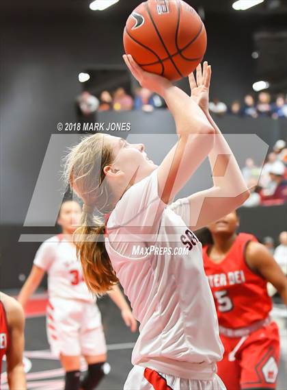 Thumbnail 1 in Mater Dei @ Redondo Union (Nike Tournament of Champions) photogallery.