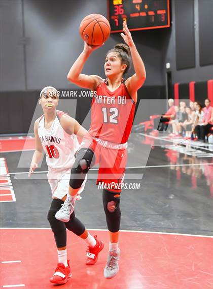 Thumbnail 3 in Mater Dei @ Redondo Union (Nike Tournament of Champions) photogallery.