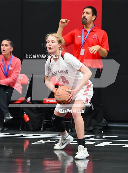 Thumbnail 3 in Mater Dei @ Redondo Union (Nike Tournament of Champions) photogallery.
