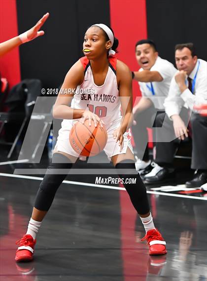 Thumbnail 1 in Mater Dei @ Redondo Union (Nike Tournament of Champions) photogallery.