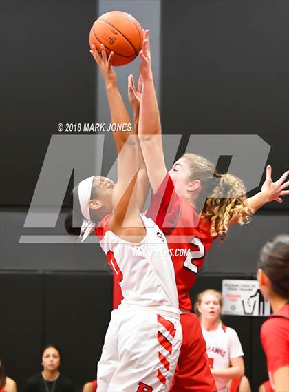 Thumbnail 3 in Mater Dei @ Redondo Union (Nike Tournament of Champions) photogallery.