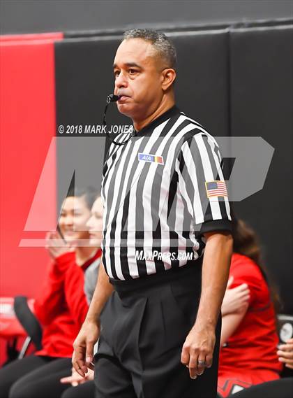 Thumbnail 3 in Mater Dei @ Redondo Union (Nike Tournament of Champions) photogallery.