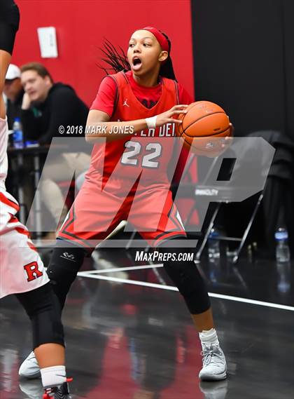 Thumbnail 3 in Mater Dei @ Redondo Union (Nike Tournament of Champions) photogallery.