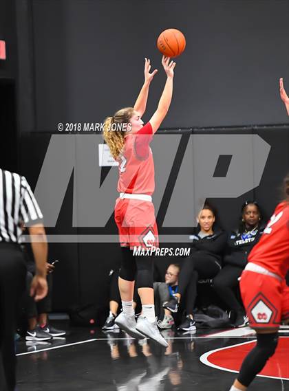 Thumbnail 1 in Mater Dei @ Redondo Union (Nike Tournament of Champions) photogallery.