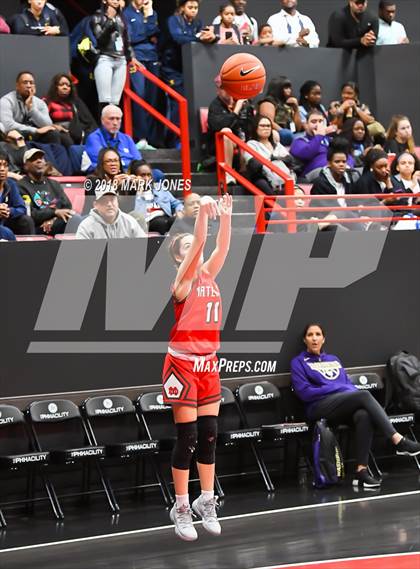 Thumbnail 3 in Mater Dei @ Redondo Union (Nike Tournament of Champions) photogallery.