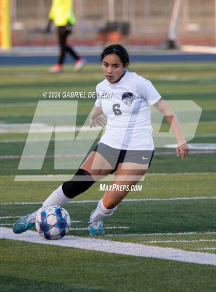 Thumbnail 1 in Veterans Memorial vs. Vela (UIL Soccer 5A Region 3 & 4 Bi-District) photogallery.