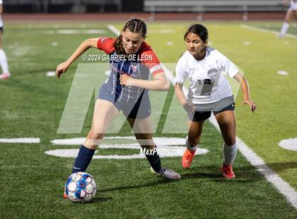 Thumbnail 3 in Veterans Memorial vs. Vela (UIL Soccer 5A Region 3 & 4 Bi-District) photogallery.