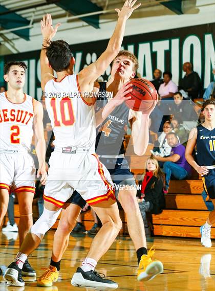 Thumbnail 3 in Jesuit vs. Oak Ridge (Adidas Challenge) photogallery.
