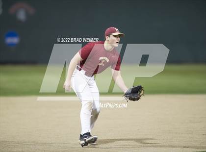 Thumbnail 3 in Brother Martin vs E.D. White (Scrimmage) photogallery.