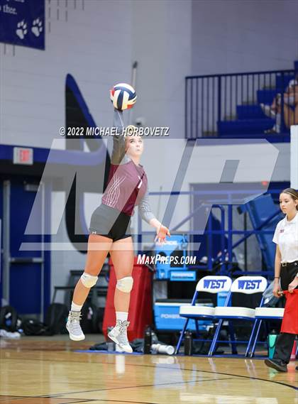 Thumbnail 2 in Plano @ Plano West photogallery.