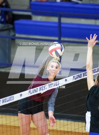 Thumbnail 2 in Plano @ Plano West photogallery.