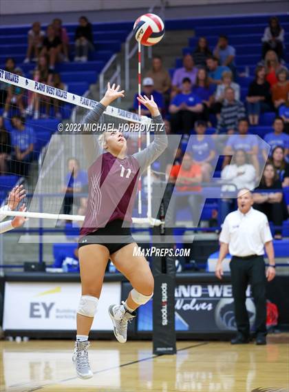Thumbnail 3 in Plano @ Plano West photogallery.
