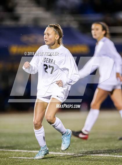Thumbnail 1 in Santa Margarita vs. JSerra Catholic (CIF SS D1 Final) photogallery.