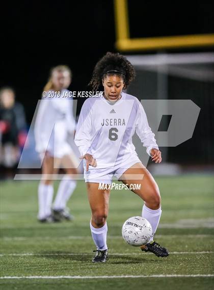 Thumbnail 3 in Santa Margarita vs. JSerra Catholic (CIF SS D1 Final) photogallery.