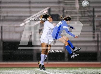 Thumbnail 2 in Santa Margarita vs. JSerra Catholic (CIF SS D1 Final) photogallery.