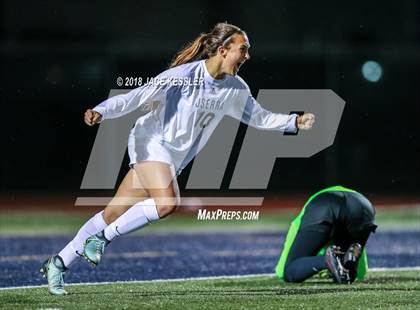 Thumbnail 1 in Santa Margarita vs. JSerra Catholic (CIF SS D1 Final) photogallery.