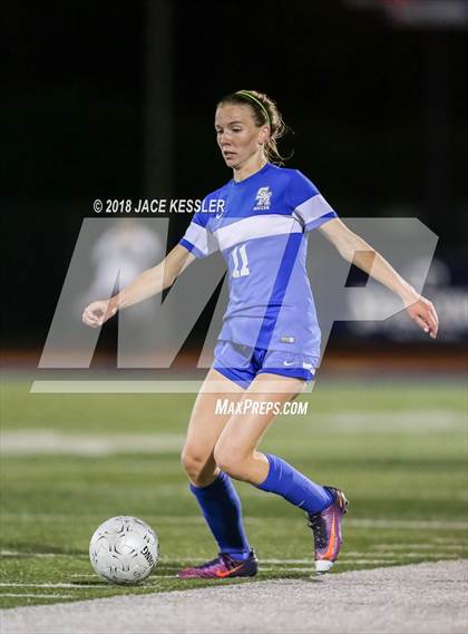 Thumbnail 1 in Santa Margarita vs. JSerra Catholic (CIF SS D1 Final) photogallery.