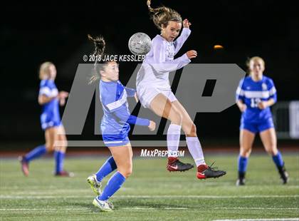 Thumbnail 2 in Santa Margarita vs. JSerra Catholic (CIF SS D1 Final) photogallery.
