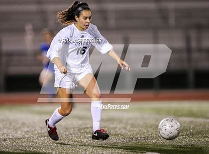 Thumbnail 1 in Santa Margarita vs. JSerra Catholic (CIF SS D1 Final) photogallery.