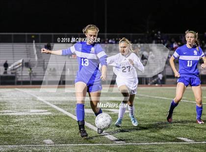 Thumbnail 2 in Santa Margarita vs. JSerra Catholic (CIF SS D1 Final) photogallery.