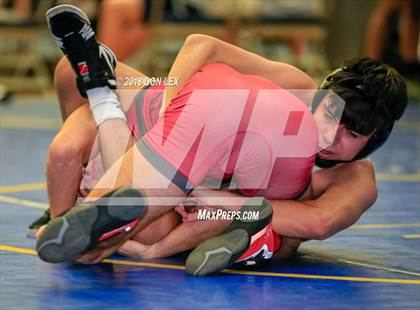 Thumbnail 2 in Vista Eagle Invitational Tournament photogallery.