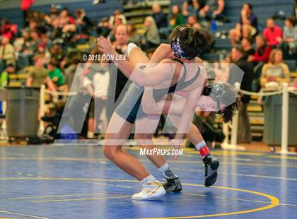 Thumbnail 3 in Vista Eagle Invitational Tournament photogallery.