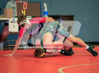Thumbnail 1 in Vista Eagle Invitational Tournament photogallery.