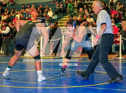 Thumbnail 3 in Vista Eagle Invitational Tournament photogallery.
