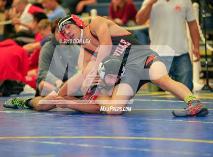 Thumbnail 3 in Vista Eagle Invitational Tournament photogallery.