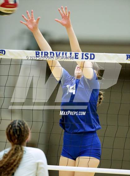 Thumbnail 2 in Lake Ridge vs Byron Nelson (UIL 6A D1 Volleyball Bi-district) photogallery.