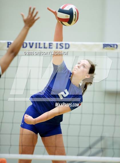 Thumbnail 2 in Lake Ridge vs Byron Nelson (UIL 6A Bi-district playoff Div 1) photogallery.